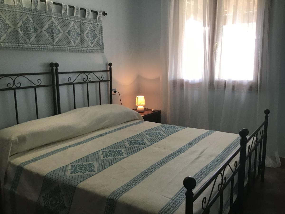 Donna Violante Porto Corallo Affittacamere 빌라푸주 외부 사진
