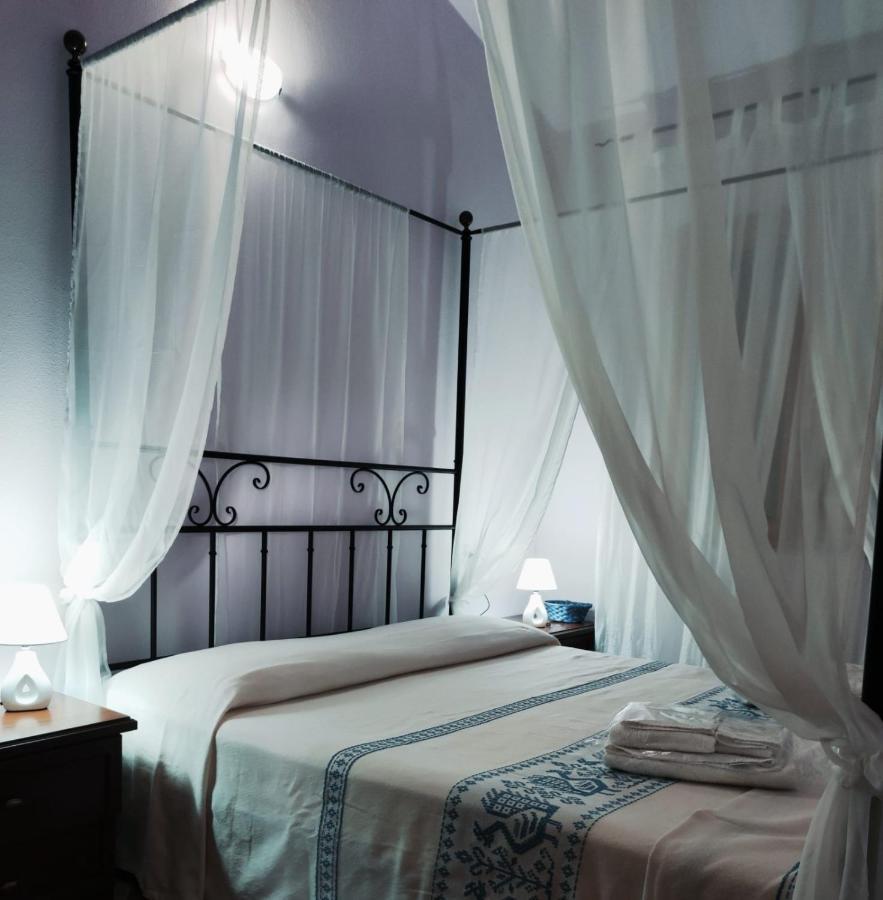 Donna Violante Porto Corallo Affittacamere 빌라푸주 외부 사진